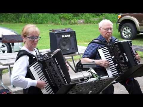 Best WW2 Outdoor Accordion Concert in Peoria