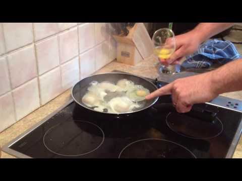 How to cook poached eggs the easy way