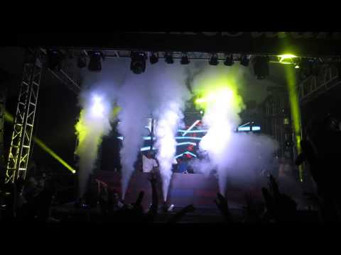 Erick Morillo plays Sandro Silva & Quintino - Epic mix at IndepenDance Music Festival
