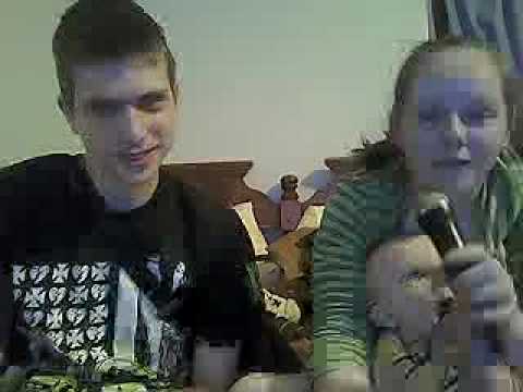 download lagu mp3 mp4 Blah Blah Ginger, download lagu Blah Blah Ginger gratis, unduh video klip Blah Blah Ginger