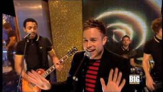 Olly Murs performs "Thinking of Me" on Jamie and Anna's Big Weekend