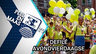 Defilé avondvierdaagse - 13 juni 2022 - Peel en Maas TV Venray