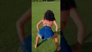 NOVINHA DANÇANDO TOMA TOMA PARA VOCÊ #SHORTS
