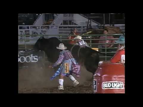 Sean McRoberts vs Duster - 94 PBR Paso Robles (87 pts)
