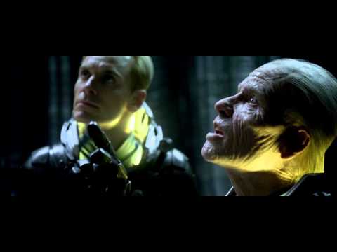 Prometheus (2012): The Engineer speaks. (Deleted extended scene)