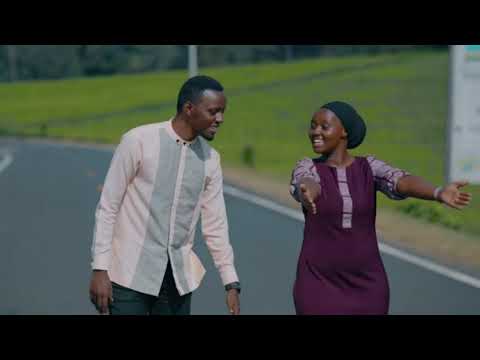 YESU NIWE MUCYO WANJYE - Papi Clever & Dorcas (indirimbo ya 121 Guhimbaza Video Note)
