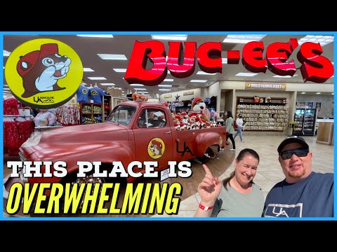 VISITING THE LARGEST GAS STATION | BUC-EES GAS STATION | BBQ BRISKET SANDWICH REVIEW
