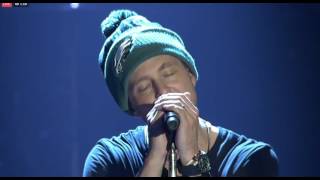 Ryan trades his cap + OneRepublic perform Future Looks Good (Fillmore Philadelphia)