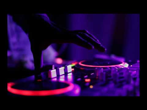 DJ JYNOCKS X RAGGA 974 - BOUGE GIRL [ REMIX ]•°ZIK_42°•