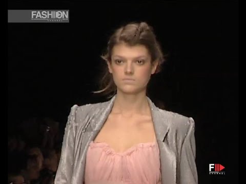 "BURBERRY" Autumn Winter 2010 2011 London by Fashion Channel