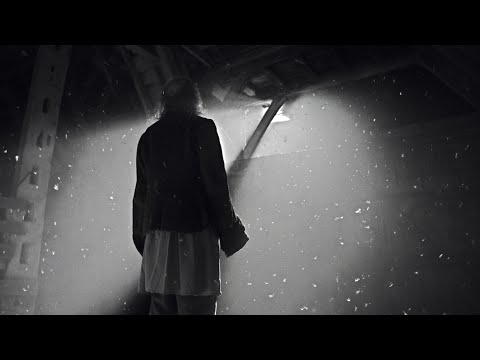 Kiasmos - Flown (Official Music Video)
