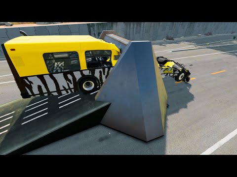 Cars vs Spinning Roller  – BeamNG Drive