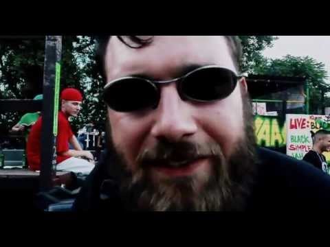 Akte One Shout Out für Kritische Disstanz: Stimme des Volkes !