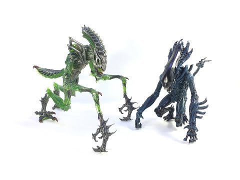 NECA Kenner Aliens - MANTIS ALIEN and GORILLA ALIEN