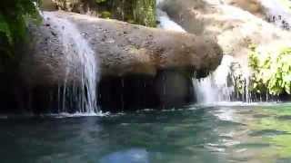 preview picture of video 'Waterfall at El Nicho, Cuba'