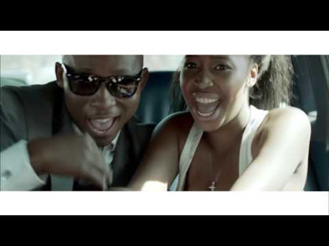 Khuli Chana 'Mnatebawena'