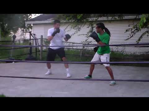 KRASH vs Deeko (Round 1)