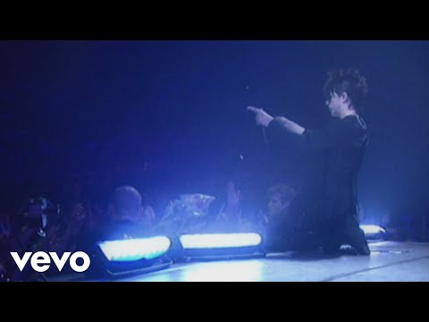 Videoclip de J'ai demandé à la lune (Live symphonique à l'Opéra de Hanoï 2006) — Indochine