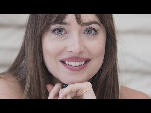 What Happened to Dakota Johnson’s Tooth Gap?