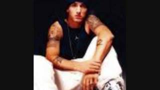 Eminem - Yellow brick road **LYRICS** [Highest quality audio]
