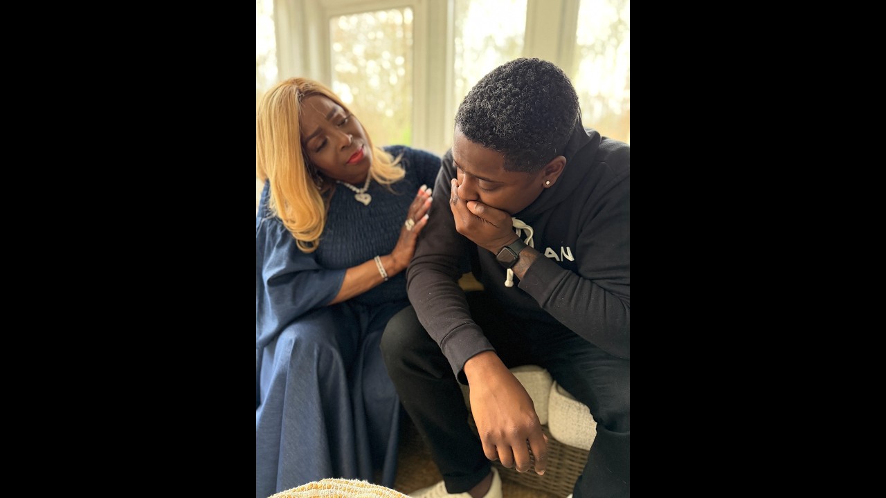 When Dalen apologizes to Mama Regina for how he treated her!