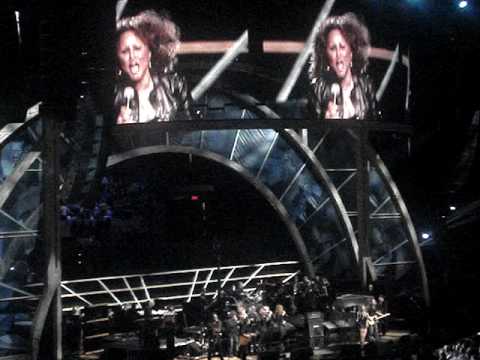 Bruce Springsteen & Darlene Love -- "Da Doo Ron Ron" -- Rock & Roll Hall Of Fame Concert -- MSG