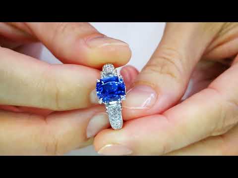 Unheated Didy Cornflower Blue Sapphire Ring at 3.16 carats by Kat Florence KF06507