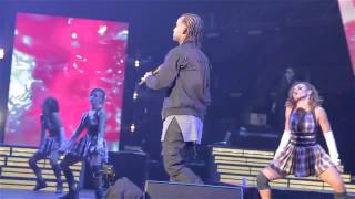 Arcangel Ft. Frabian Eli 'Tu Cuerpo Me Hace Bien' (Live) Coliseo De Puerto Rico 'Los Favoritos' 2016