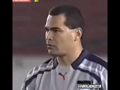 Gol de "Tito" Bonano a Chilavert - River vs Velez, Copa Mercosur 2000