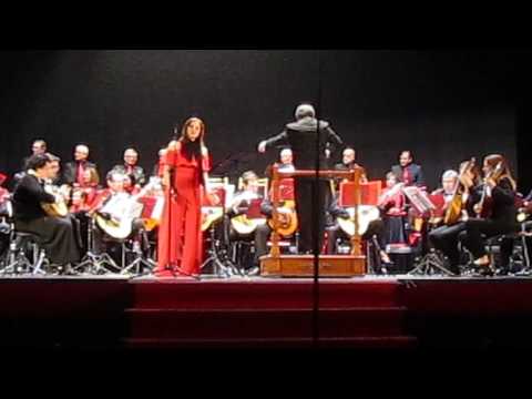Granada- Pilar Saez y Coro y Orquesta de Pulso y Pua Escuela Rondalla de Requena