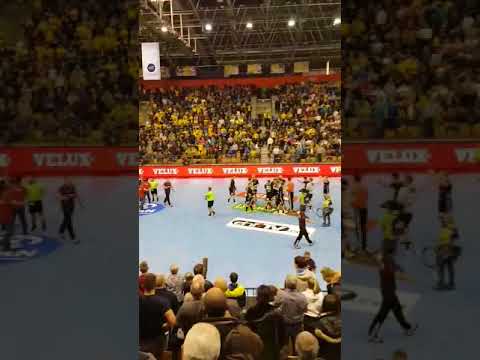 RK Celje Pivovarna Laško - THW Kiel 2017-11-19 VELUX EHF League Handball unfair last goal
