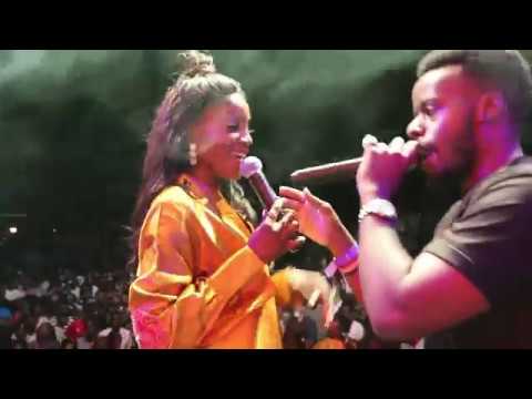 TimothyCODE - HOLD ON LINDAKO LIVE (feat. Seyi Shay)