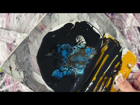 Transfer on top of a swipe - Mixed methods in fluidart acrylicpouring abstract art asmr
