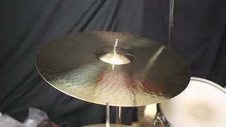 Video thumbnail for Paiste 20" Signature Reflector Heavy Full Crash - 2171g by The Drum Shop - Portland, Maine