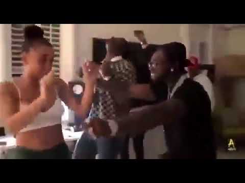 Pop Smoke vibing to Sentino - Givenchy