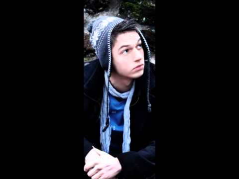 DeeKay Feat. Grabolino & Marci - Weil Jeder Uns Liebt