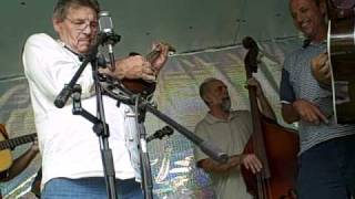 preview picture of video 'Local Boy makes good...w his banjo idol Lilly... Randy sings MaryAnn'