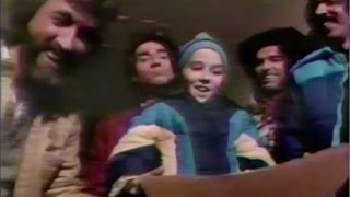 Oak Ridge Boys Sing "Gone at Last"/Glen Campbell