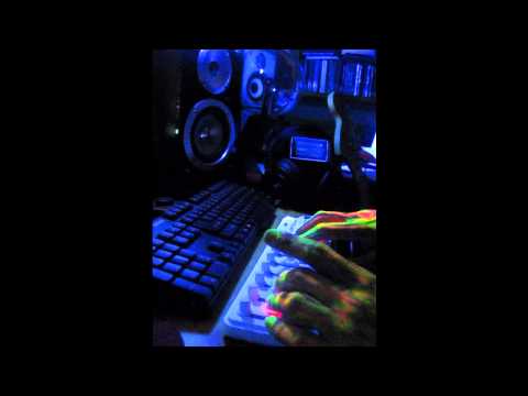 ( FL Studio ) Dirty Electro mix live by Aim For Soul [ 2012 ]