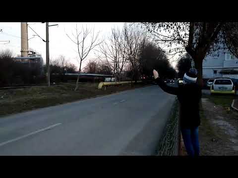 trenul IR 1753 Bucuresti nord - Suceava nord trece cu EA 829 cu un mecanic de treaba (07.03.2021)