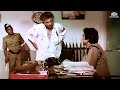 अबे हवलदार तू पंखा चालू कर और तुम फ़ोन �