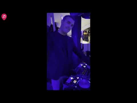 DJ & Sax Wedding Entertainment in Lazio & Rome Italy - Waves DJ & Sax