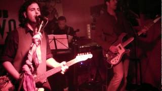 GAFAS DE ROCK (Cables Cruzados)