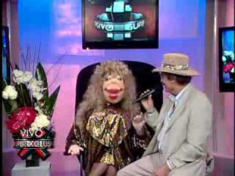 SuperXclusivo 2/15/10 - Separados para San Valentín Adamary y Fonsi