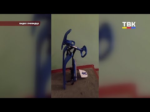 Коляски и велосипеды в подъезде могут стоить жизни: почему МЧС настаивает на порядке