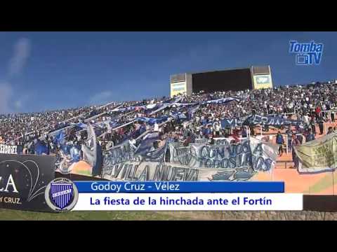 "Hinchada vs. Vélez" Barra: La Banda del Expreso &bull; Club: Godoy Cruz