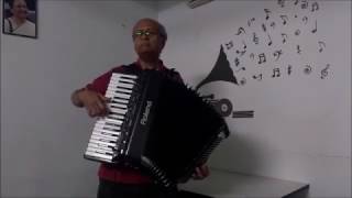 Hemant plays Pal Pal Dil Ke Paas on Accordion