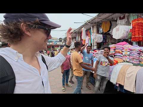 They Wouldn’t Let Me Pay at Dhaka’s New Market 🇧🇩