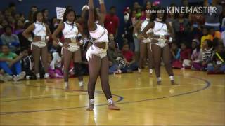 Dancing dolls vs purple diamonds 😀😀😀