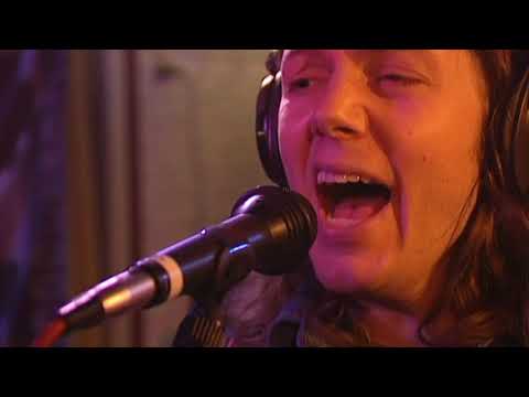 Videoclip de How Much For Your Wings? — The Black Crowes
